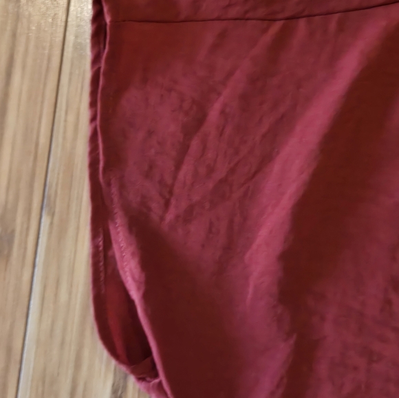 Maurcies Button-Up Top - Picture 3 of 7